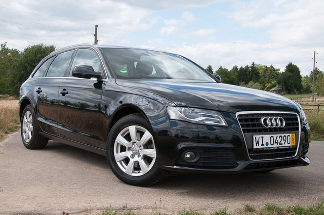 Gebraucht Audi A4 143 PS (105 kW) 2011 Schwarz metallic Kombi