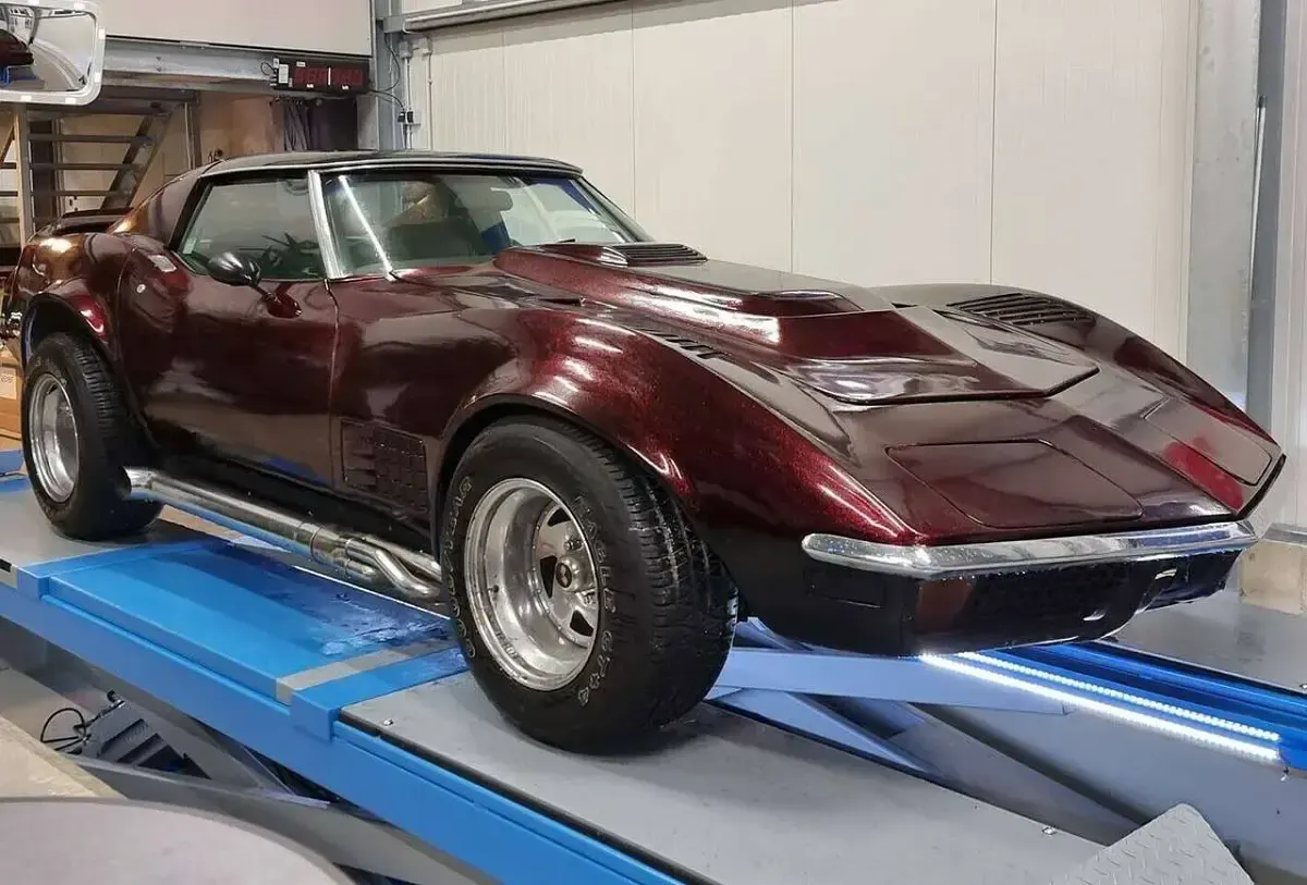 Gebraucht Chevrolet Corvette C3 213 PS (156 kW) 1971 Rot Coupé