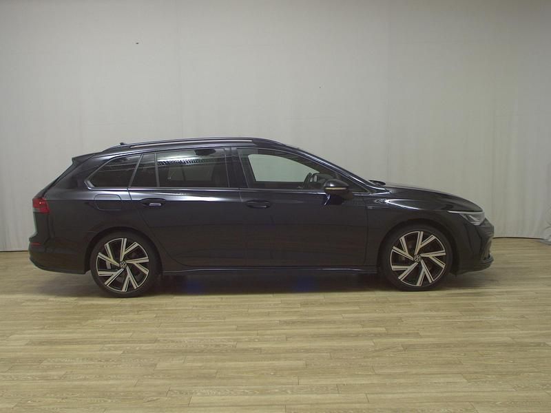 Schwarz Gebraucht 2021 VW Golf VIII R-line Kombi | 19.480 € (Guter Preis) - Bild 1/4