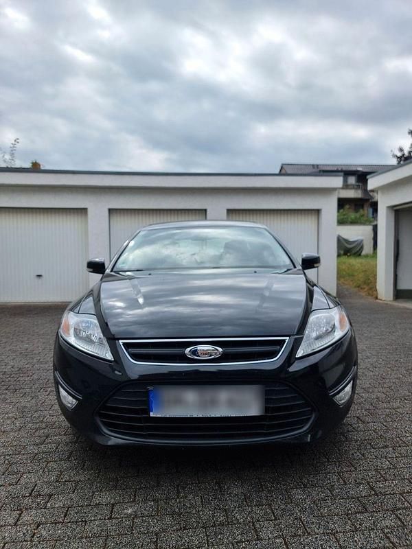 Schwarz Gebraucht 2011 Ford Mondeo Trend Kombi | 3.850 € (Guter Preis) - Bild 1/4