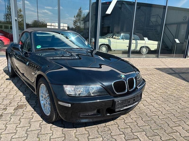 Gebraucht BMW Z3 118 PS (86 kW) 2001 Schwarz Cabrio