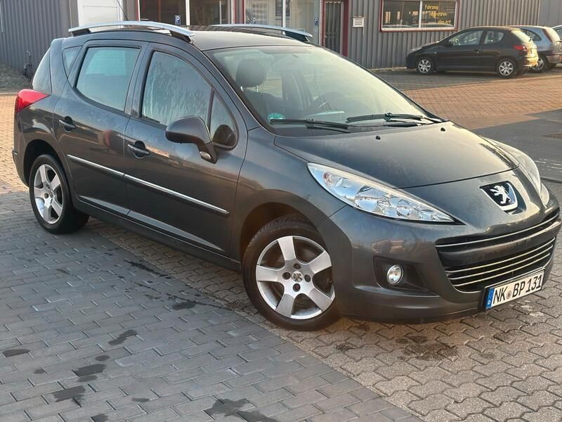 Grau Gebraucht 2009 Peugeot 207 Kombi | 2.600 € (Teuer) - Bild 1/4