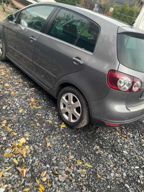 Grau Gebraucht 2006 VW Golf Plus Cross Comfortline Van / Kleinbus | 2.499 € (Superpreis) - Bild 1/4
