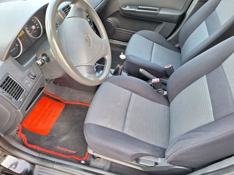 Gebraucht Hyundai Getz 67 PS (49 kW) 2006 Schwarz Kleinwagen