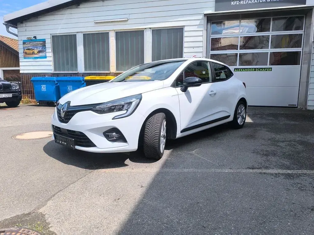 Gebraucht Renault Clio Business 91 PS (66 kW) 2022 Weiß Kleinwagen