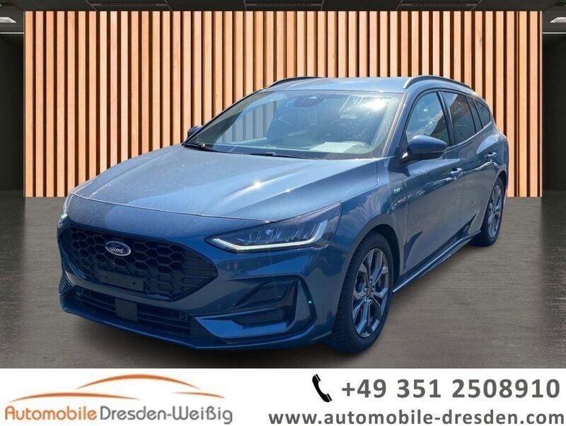 Blau Gebraucht 2024 Ford Focus ST-Line X Limousine | 24.980 € (Superpreis) - Bild 1/4