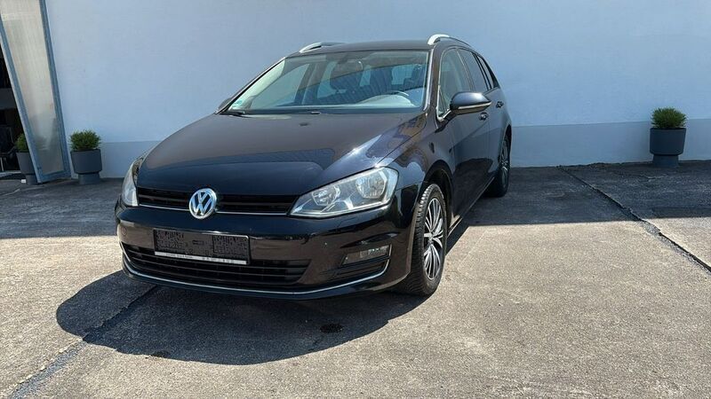 Schwarz Gebraucht 2016 VW Golf VII Allstar Kombi | 8.300 € (Fairer Preis) - Bild 1/4