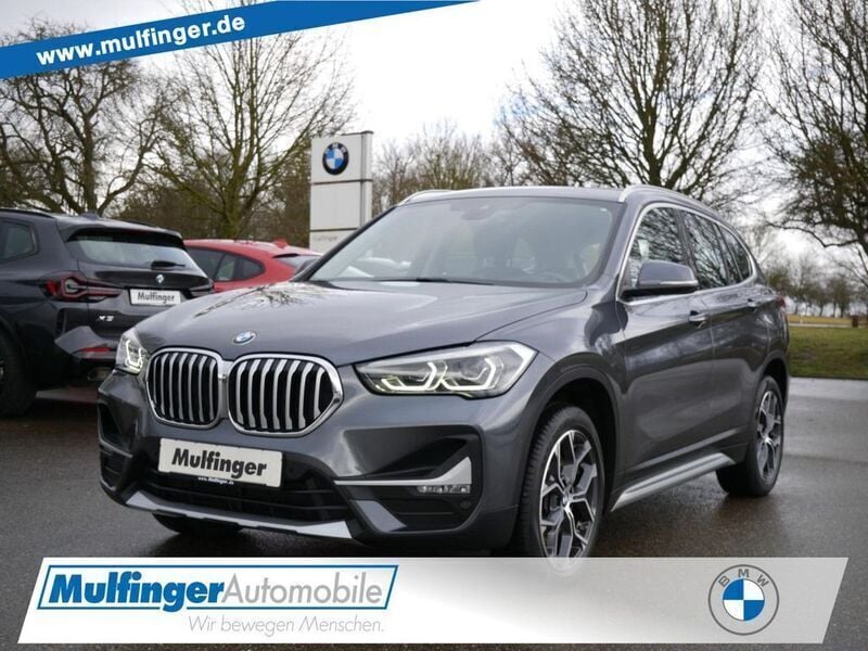 Mineralgrau metallic (metallic) Gebraucht 2021 BMW X1 SUV | 26.620 € (Fairer Preis) - Bild 1/4