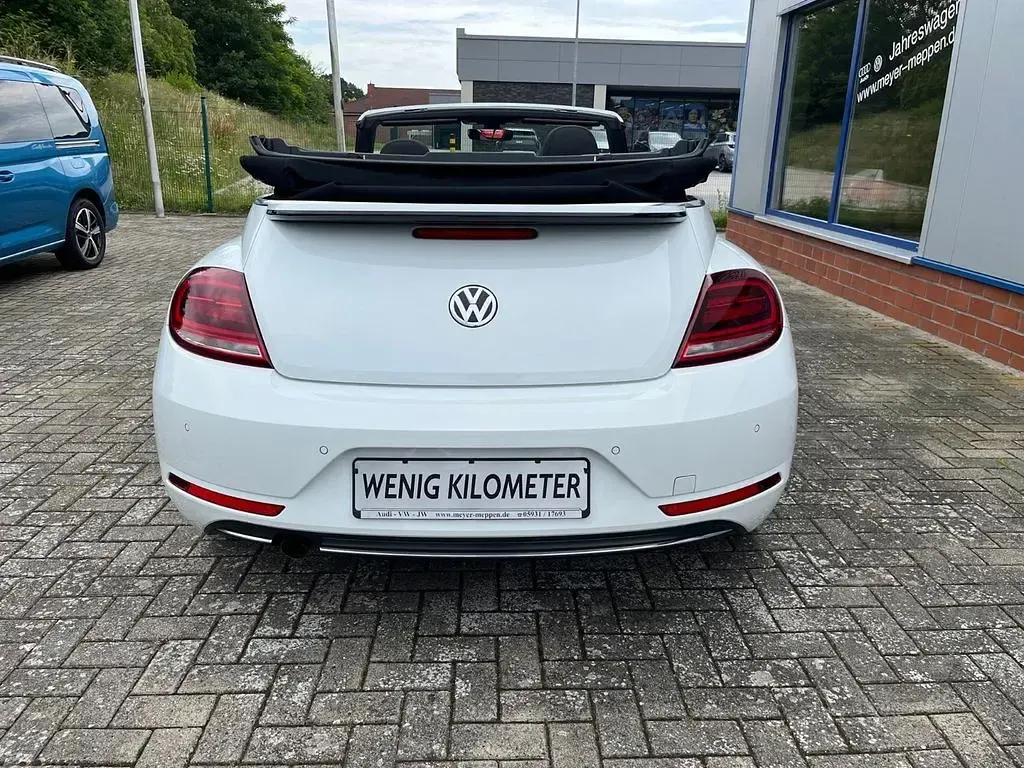 Gebraucht VW Beetle Cabriolet Design 105 PS (77 kW) 2018 Pure white Cabrio