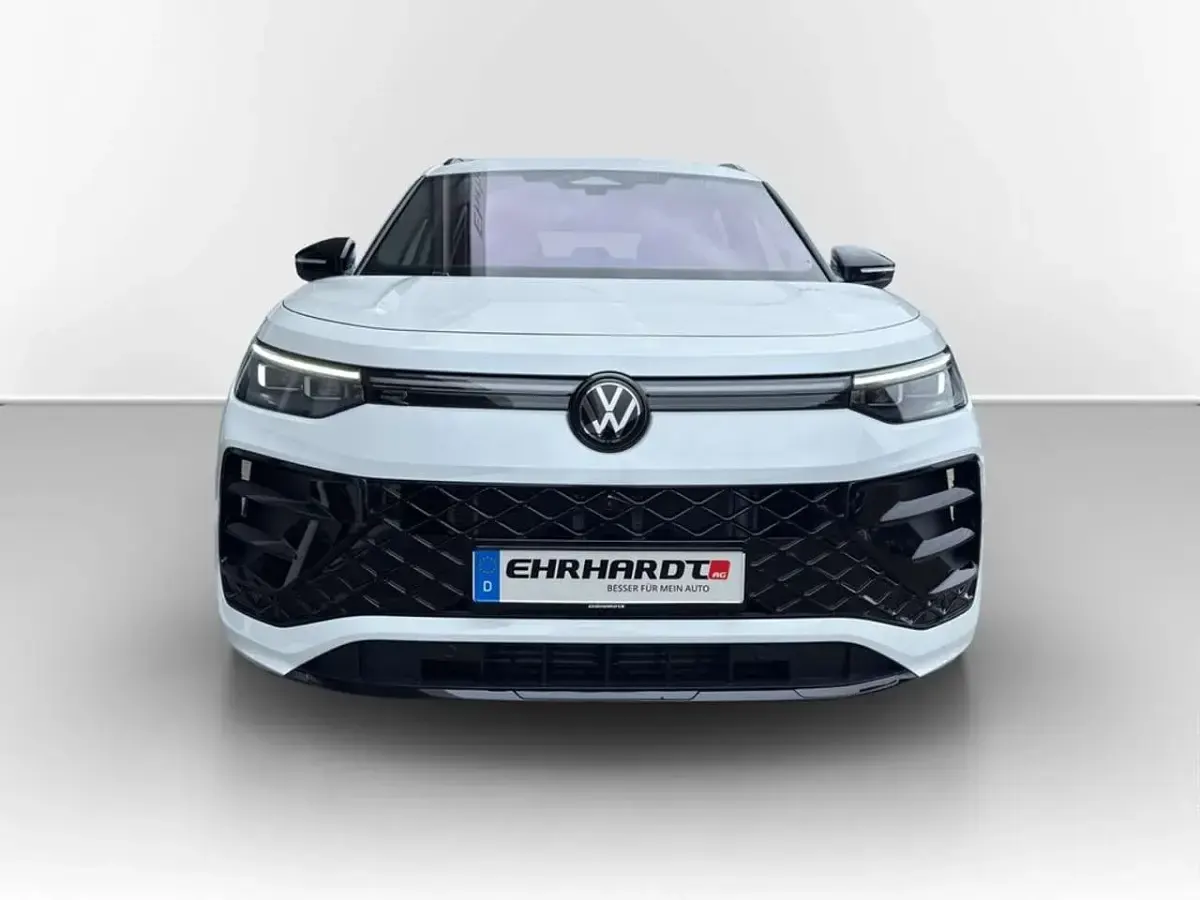 Gebraucht VW Tayron R-line 193 PS (141 kW) 2026 Oryxweiß perlmutteffekt SUV