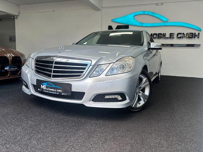 Silber Gebraucht 2010 Mercedes E350 Limousine | 7.900 € (Guter Preis) - Bild 1/4