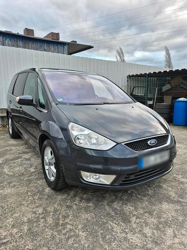 Usata Ford Galaxy 140 CV (102 kW) 2009 Grigio Monovolume