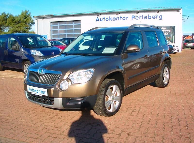 Braun Gebraucht 2013 Skoda Yeti Plus Edition SUV | 8.699 € (Fairer Preis) - Bild 1/4