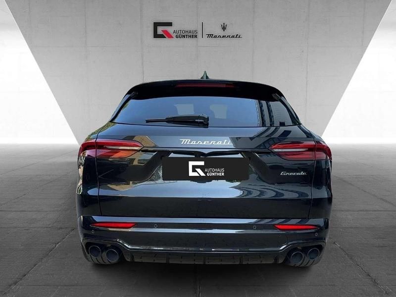 Neu Maserati Grecale 330 PS (242 kW) 2025 Schwarz SUV
