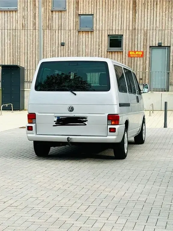 Gebraucht VW T4 102 PS (75 kW) 2002 Silber Van
