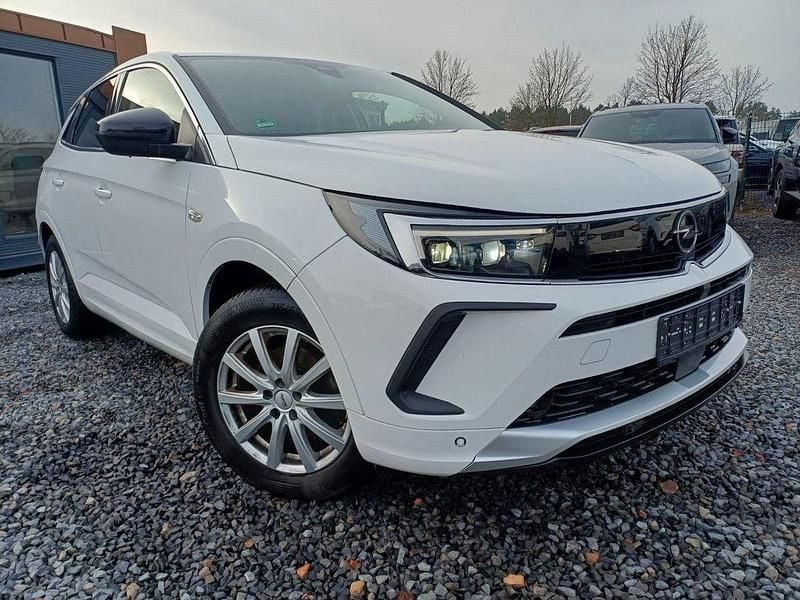 Weiß Gebraucht 2022 Opel Grandland X Sport SUV | 16.149 € (Superpreis) - Bild 1/4