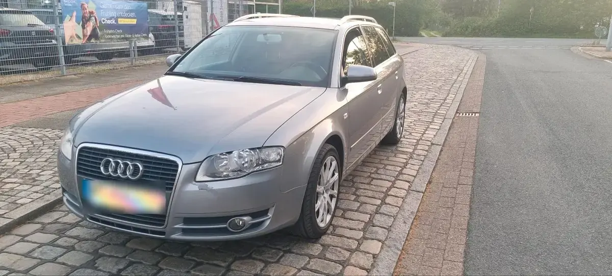 Gebraucht Audi A4 102 PS (75 kW) 2008 Silber Kombi