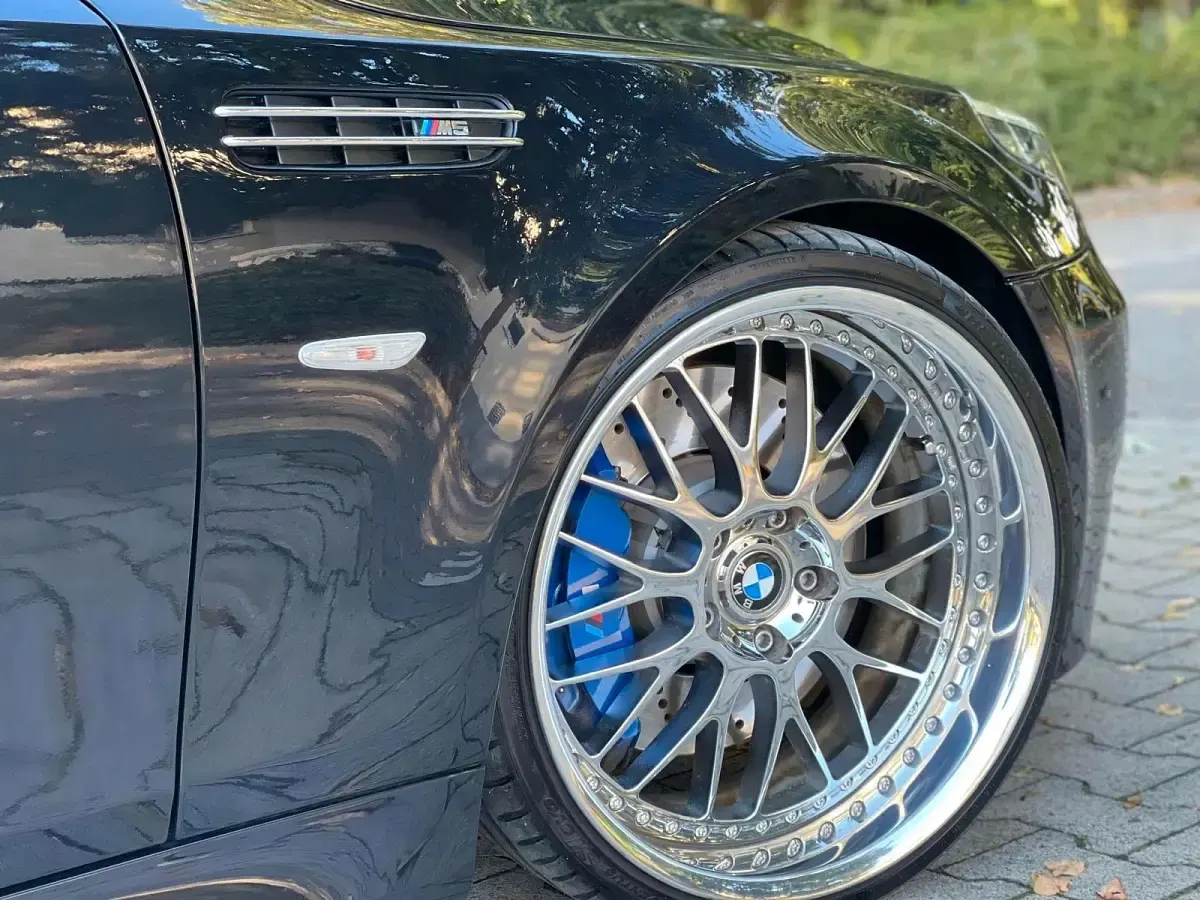 Gebraucht BMW 550 Performance 400 PS (294 kW) 2007 Blau Limousine