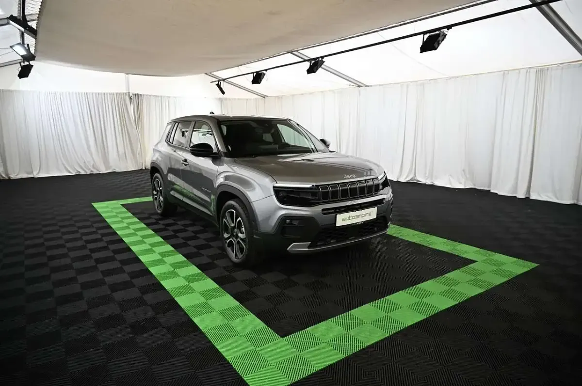 Gebraucht Jeep Avenger EV Summit 114 kW (156 PS) 2025 Grau SUV