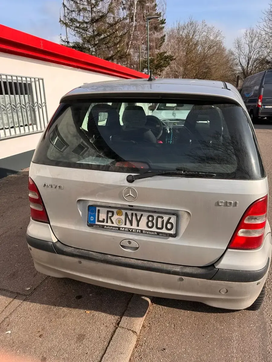 Używany Mercedes A170 100 KM (73 kW) 2004 Srebrny Hatchback