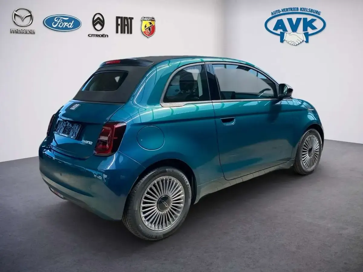 Neu Fiat 500 Icon 65 PS (47 kW) 2026 Ozean grün Cabrio