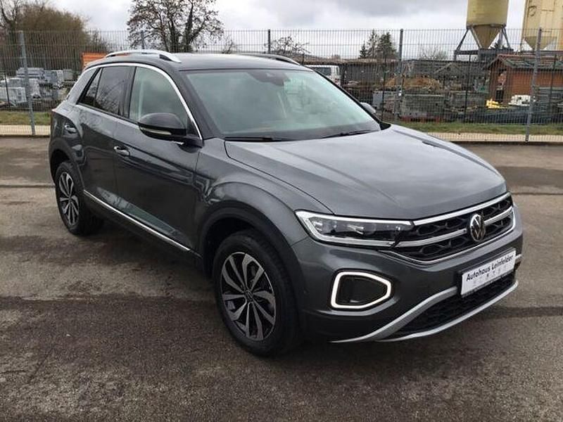 Gebraucht VW T-Roc Style 150 PS (110 kW) 2025 Grau SUV