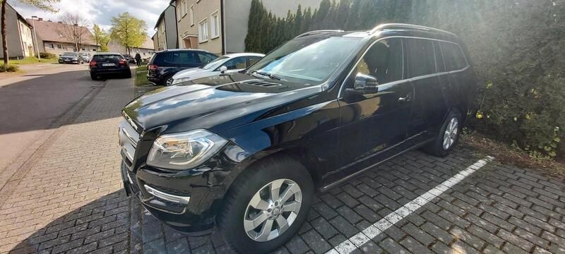 Schwarz Gebraucht 2016 Mercedes GL350 SUV | 27.000 € (Fairer Preis) - Bild 1/4