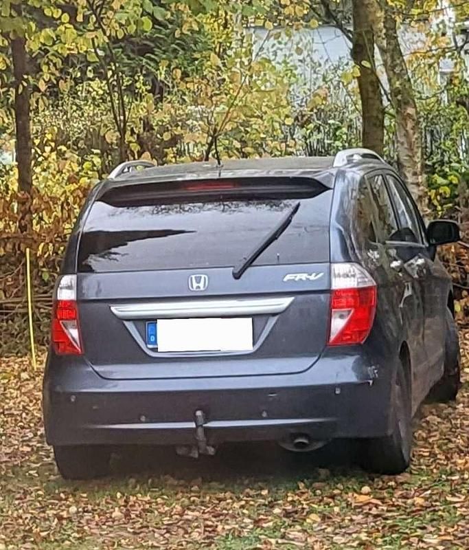 Gebraucht 2005 Honda FR-V Comfort Van / Kleinbus | 1.500 € (Fairer Preis) - Bild 1/4