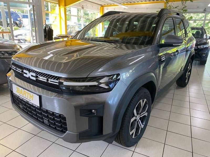 Grau Gebraucht 2024 Dacia Bigster Expression SUV | 31.510 € (Fairer Preis) - Bild 1/4