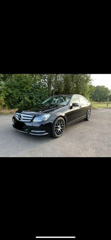 Gebraucht Mercedes C350 264 PS (194 kW) 2012 Schwarz Limousine