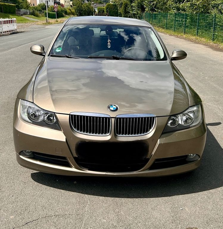 Gold Gebraucht 2006 BMW 325 Limousine | 5.899 € (Fairer Preis) - Bild 1/4