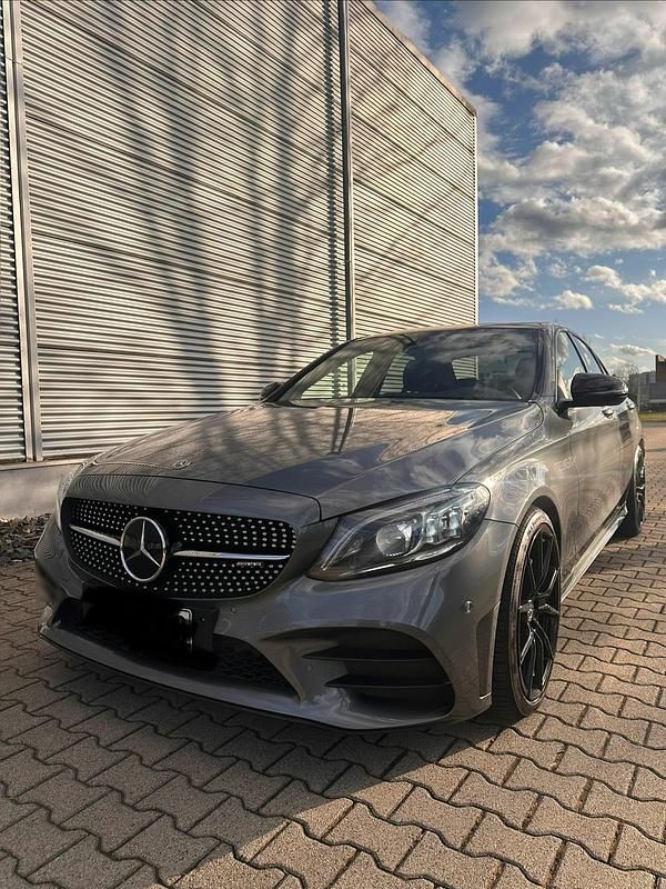 Gebraucht Mercedes C300 258 PS (189 kW) 2019 Grau Limousine