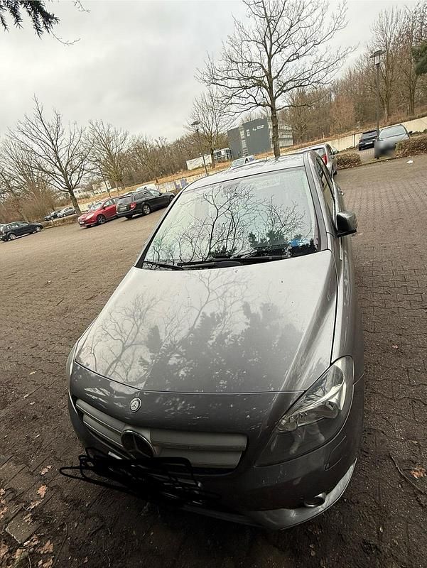 Gebraucht Mercedes B220 184 PS (135 kW) 2014 Grau Van / Kleinbus