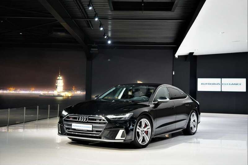 Mythosschwarz metallic Gebraucht 2021 Audi S7 Design Kleinwagen | 52.980 € (Superpreis) - Bild 1/4