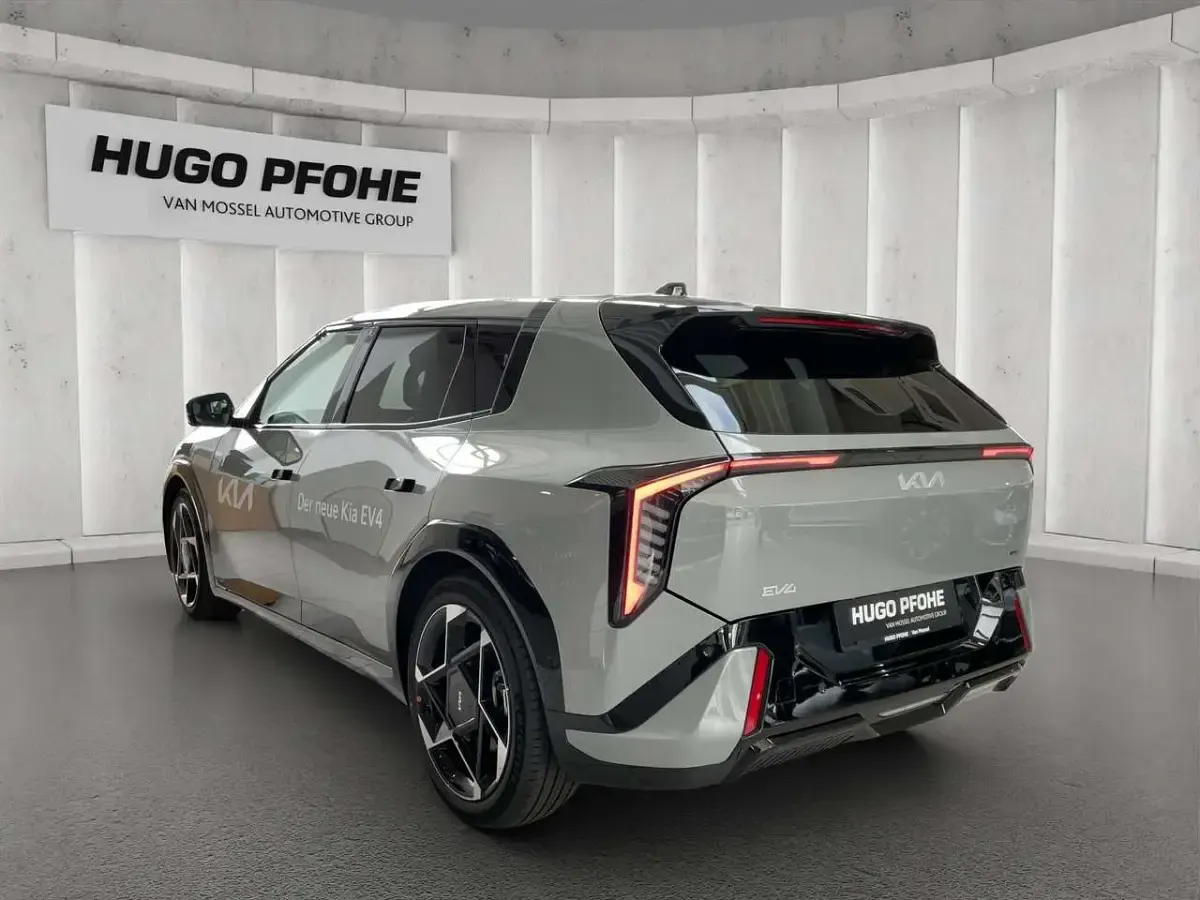 Gebraucht Kia EV4 GT-Line 150 kW (204 PS) 2025 Wolfgrau metallic Kleinwagen