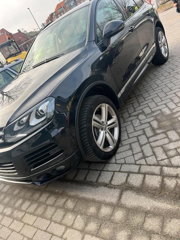 Gebraucht VW Touareg R-line 245 PS (180 kW) 2015 Schwarz SUV