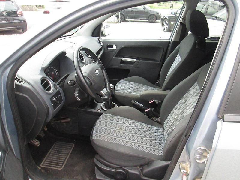 Gebraucht Ford Fusion 101 PS (74 kW) 2007 Blau Limousine