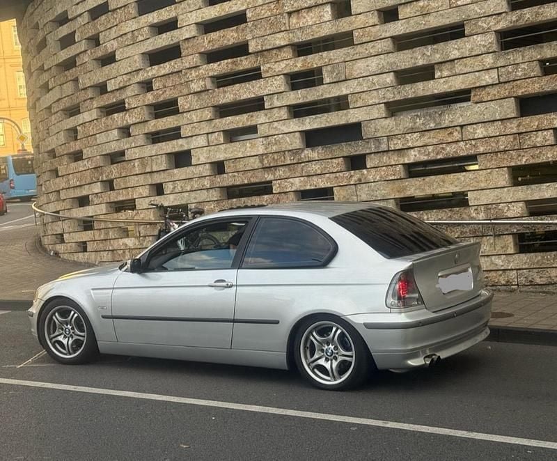 Gebraucht 2002 BMW 325 M Sport Kleinwagen | 5.500 € (Guter Preis) - Bild 1/2