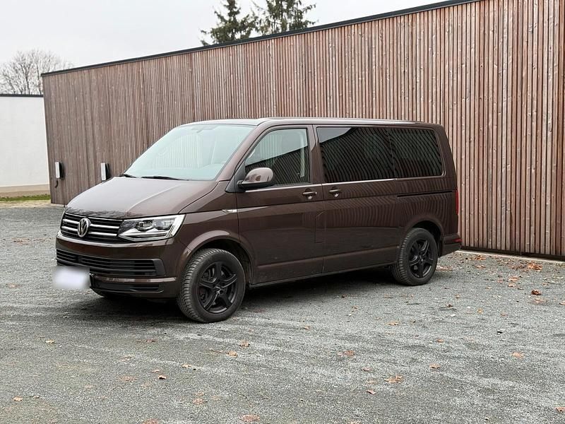 Second-hand VW Multivan 198 CP (145 kW) 2019 Maro Monovolum