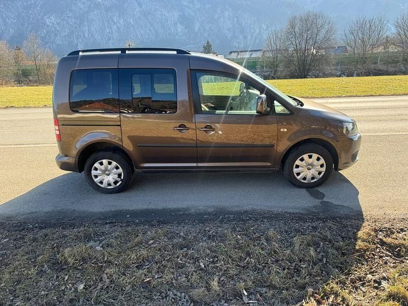Gebraucht VW Caddy 110 PS (80 kW) 2012 Braun Van / Kleinbus