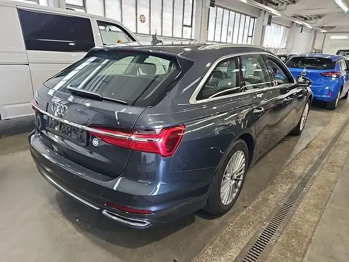 Gebraucht Audi A6 Business 265 PS (194 kW) 2023 Grau Kombi