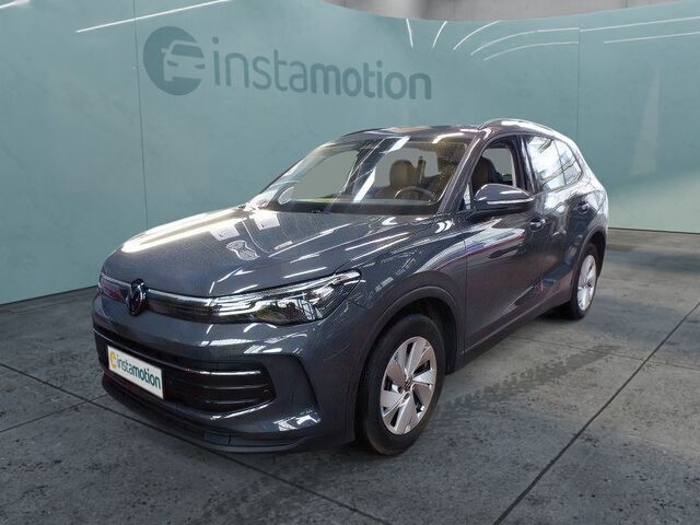 Grau Gebraucht 2024 VW Tiguan Life SUV | 36.780 € (Teuer) - Bild 1/2