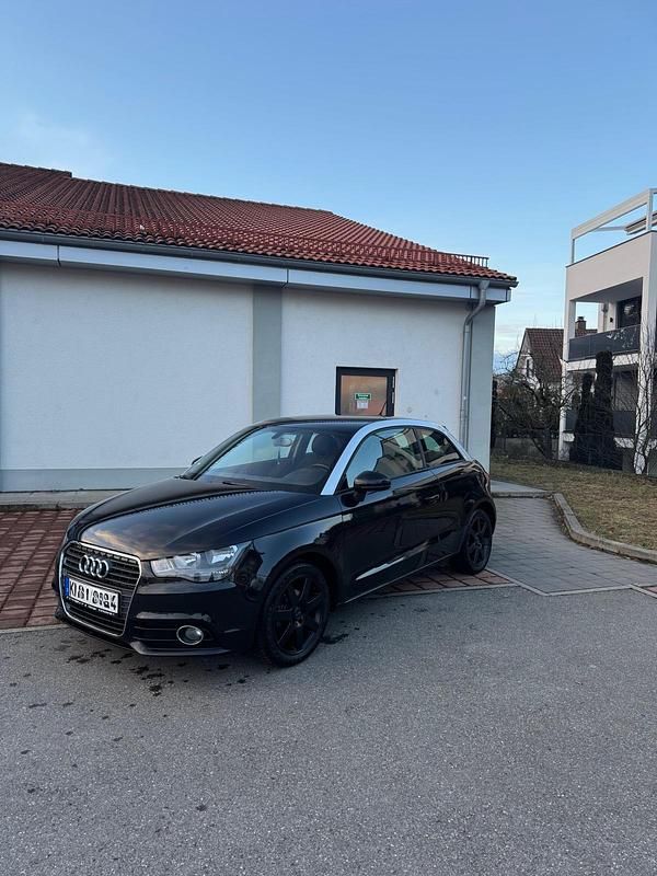 Gebraucht Audi A1 86 PS (63 kW) 2011 Schwarz Kleinwagen