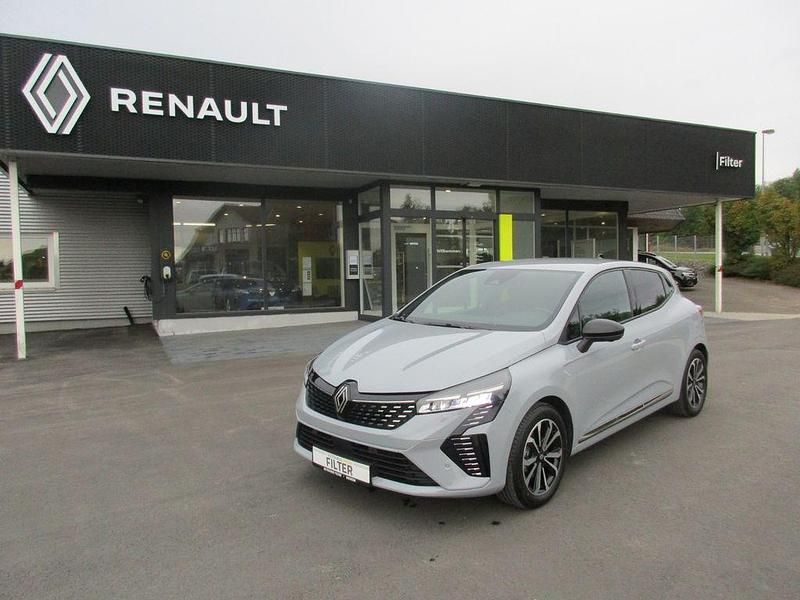 Gebraucht Renault Clio V Techno 143 PS (105 kW) 2024 Grau Limousine