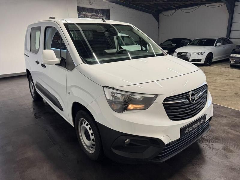 Gebraucht Opel Combo 131 PS (96 kW) 2021 Weiß Van / Kleinbus