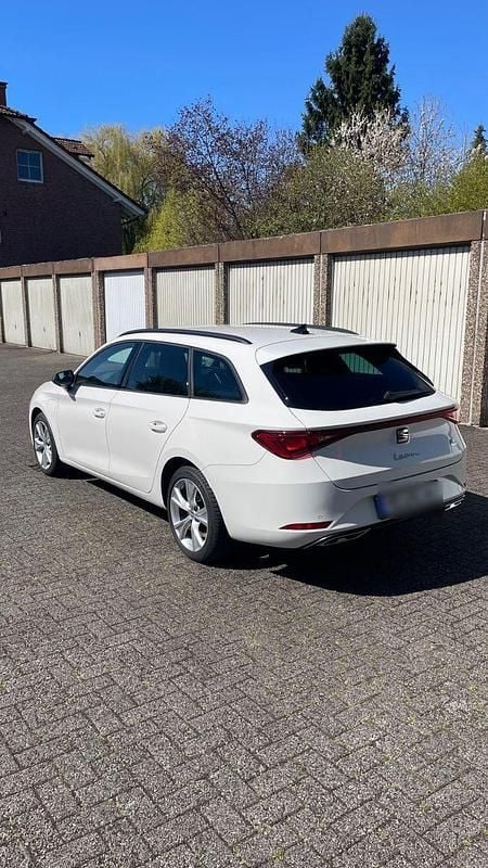 Gebraucht Seat Leon FR 204 PS (150 kW) 2021 Weiß Kombi