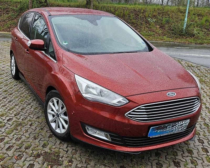 Używany Ford C-MAX Titanium 150 KM (110 kW) 2016 Czerwony Minivan