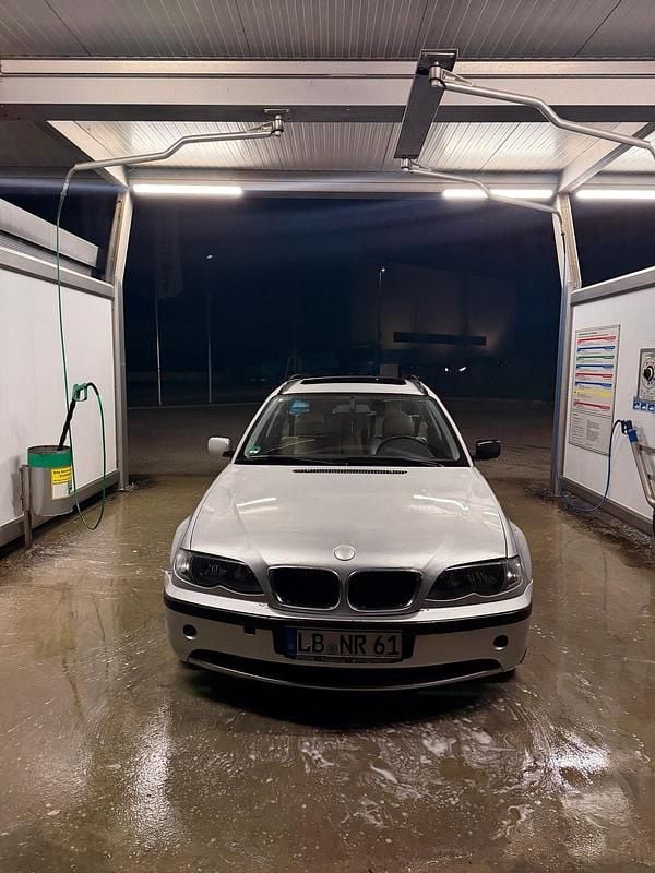 Second-hand BMW 320 150 CP (110 kW) 2003 Argintiu Break