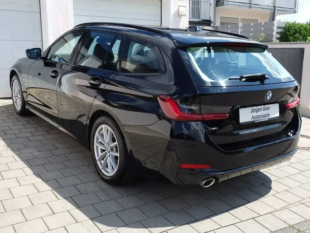 Gebraucht BMW 318 150 PS (110 kW) 2023 Schwarz Kombi