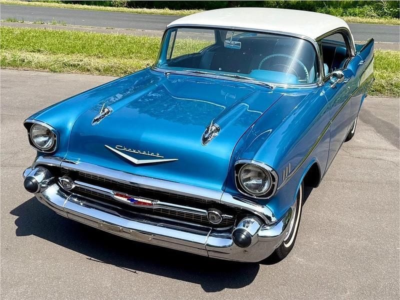 Blau Gebraucht 1957 Chevrolet Bel Air Sport Limousine | 38.900 € - Bild 1/4
